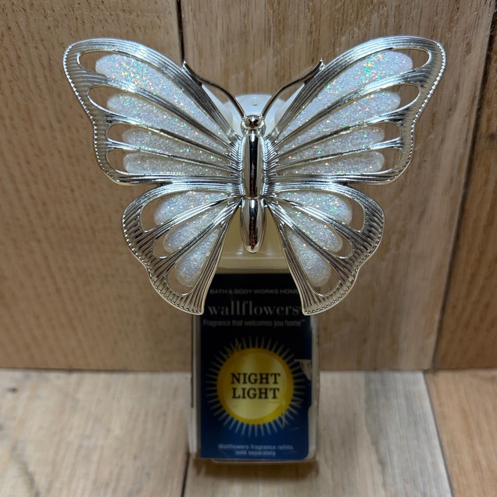 Bath & Body Works Silver Glitter Butterfly Night Light Wallflower Fragrance Plug